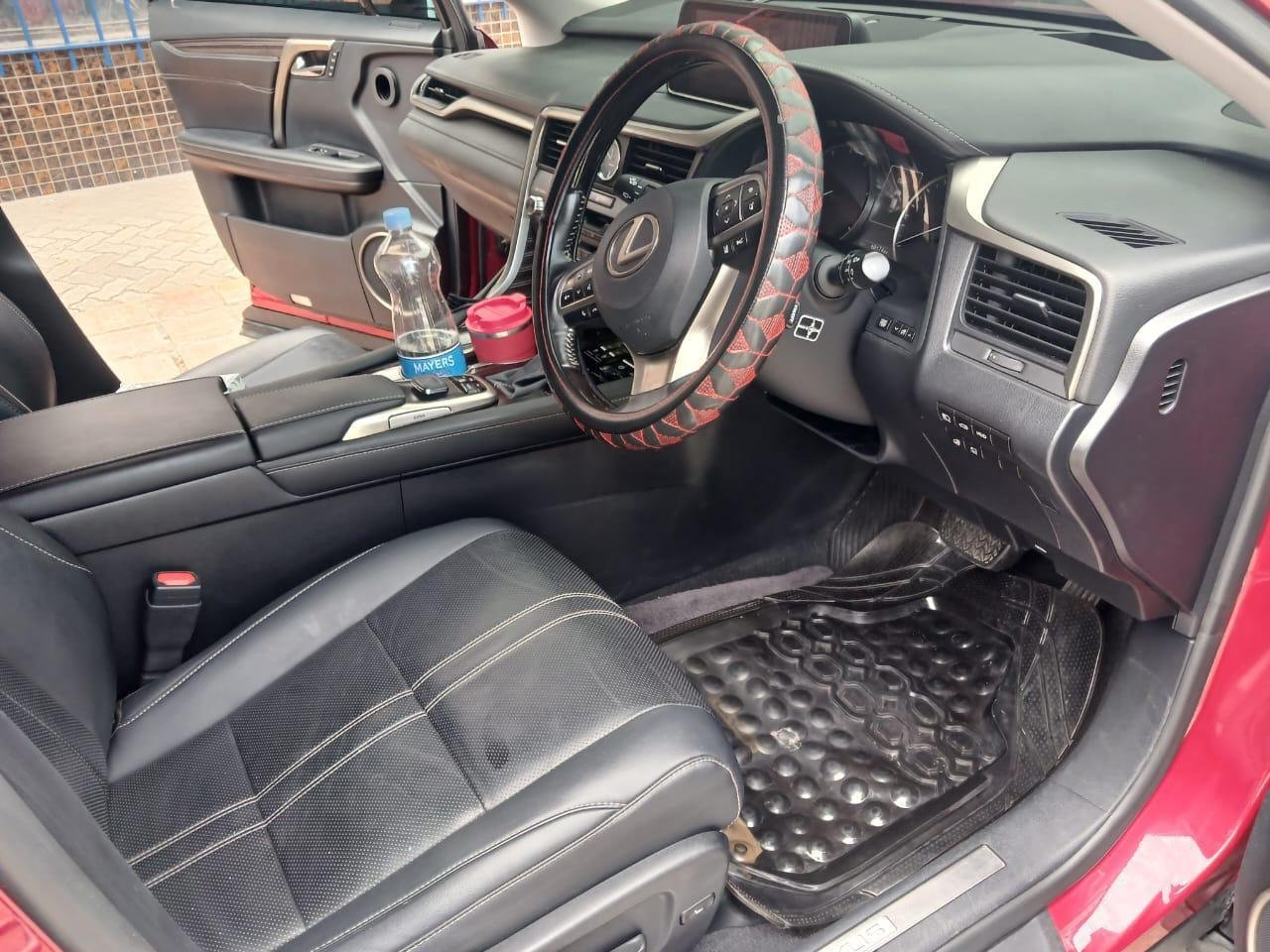 Lexus RX 300 image 4